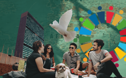 Kollage. Vänner pratar med varandra. FN-skrapan i New York. Duva. Agenda-2030 ikon.