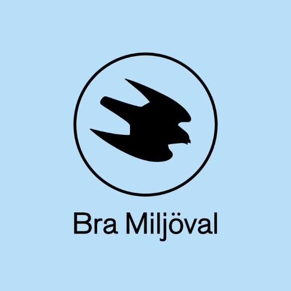 Logotyp Bra miljöval mot ljusblå bakgrund.