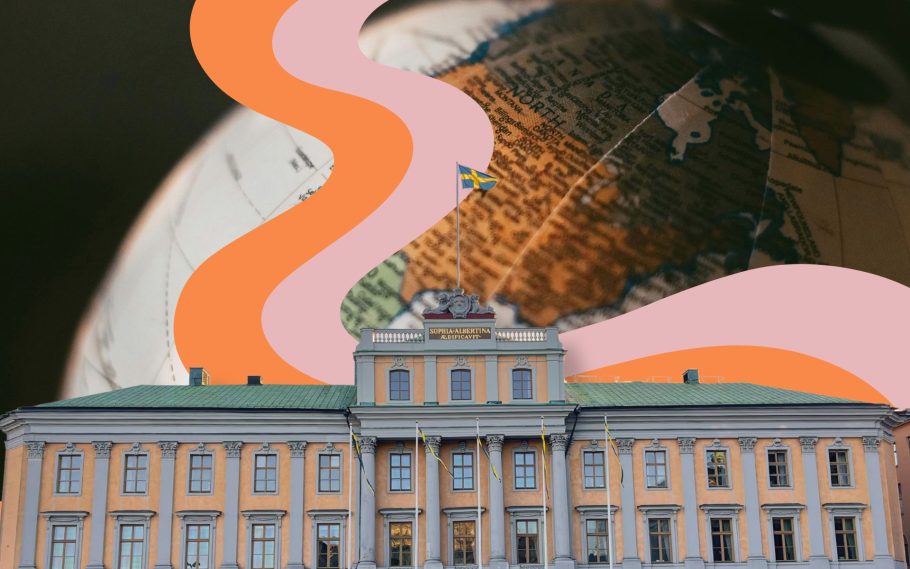 utrikesdepartementets byggnad i förgrunden med jordglob i bakgrunden